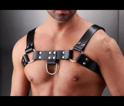 Pechera de cuero para hombre