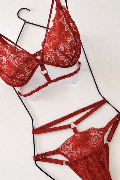 Conjunto erótico de encaje