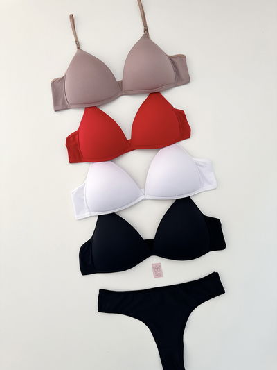 Conjunto triángulo soft de microfibra