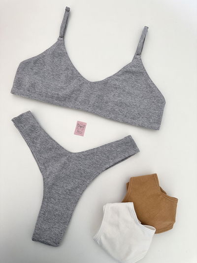 Conjunto de algodón y less en V