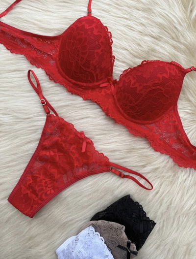 Conjunto push up de encaje