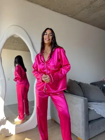 Pijama camisero satén fucsia 