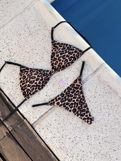 Bikini Wild 🖤