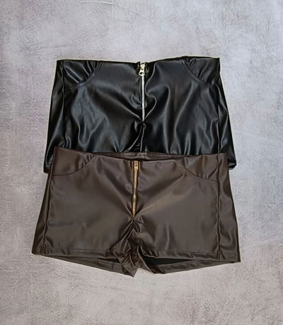 𝘴𝘩𝘰𝘳𝘵 𝘒𝘖𝘚𝘔𝘐𝘊