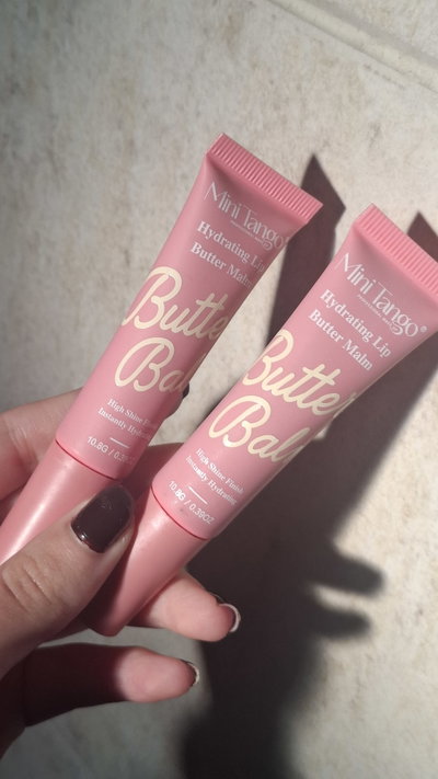 HYDRATING LIP BUTTER BALM