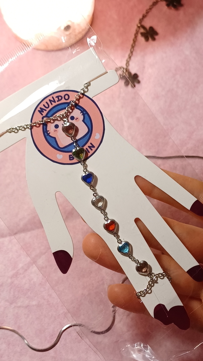Pulsera de corazones