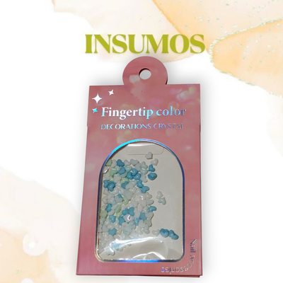 Adornos modelo corazón celeste blanco