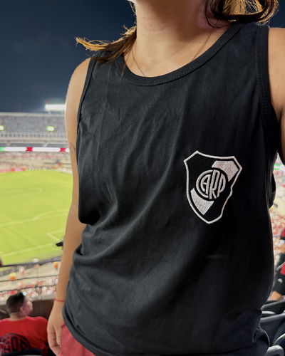 MUSCULOSA ESCUDO