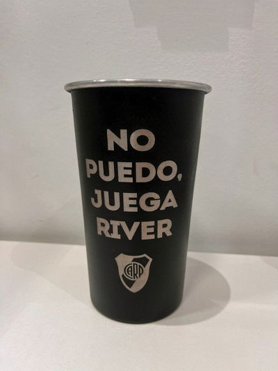 VASO FERNET NO PUEDO, JUEGA RIVER