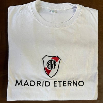 REMERA COMO TE DUELE