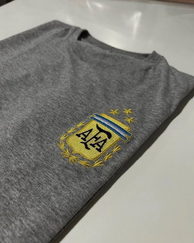 REMERA SCALONETA