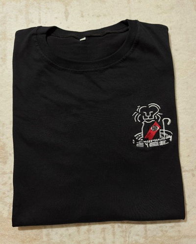 REMERA LEON