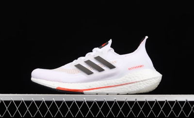 ADIDAS ULTRABOOST