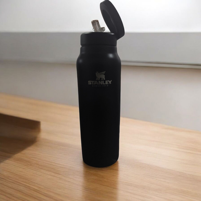 Botella térmica con tapa magnética 