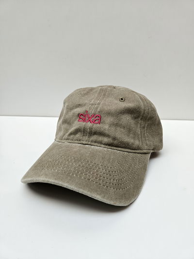 GORRA VINTAGE Beige/rojo