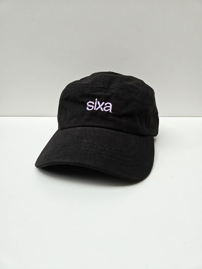 GORRA 5 PANELES TRADICIONAL Negra/malva 