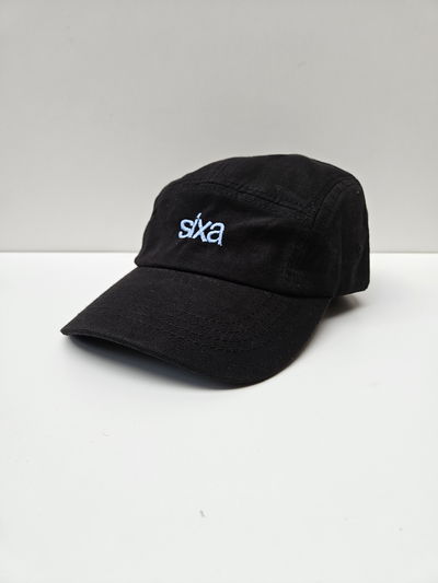GORRA 5 PANELES TRADICIONAL Negra/celeste