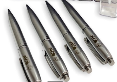 LAPICERA METAL LISA PREMIUM