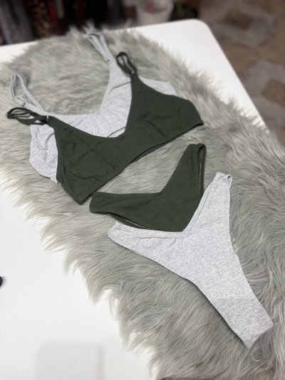 Conjunto algodón básico en V