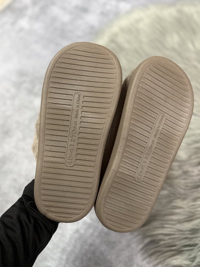 Pantus peluditas marrones 