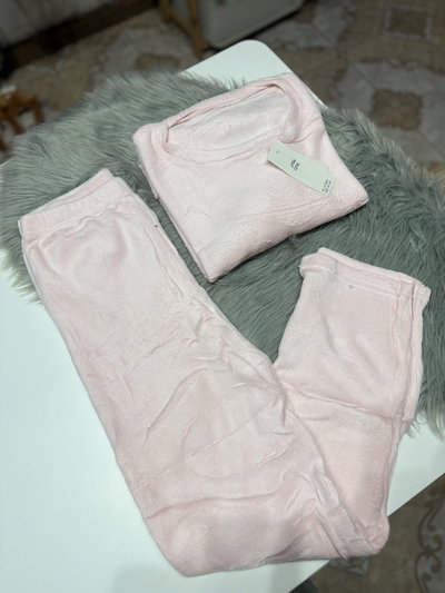 Pijama plush especial rosa clarito 