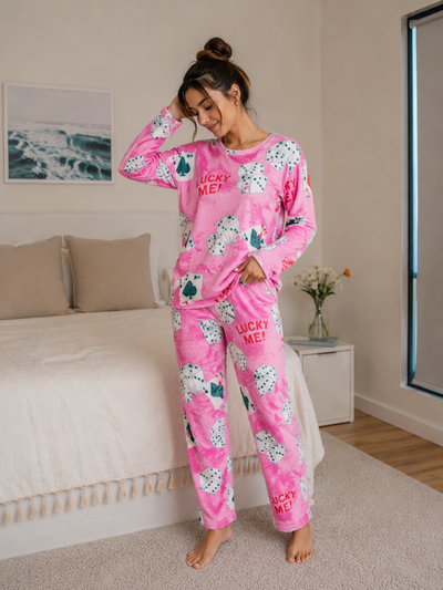 Pijama plush cartas 