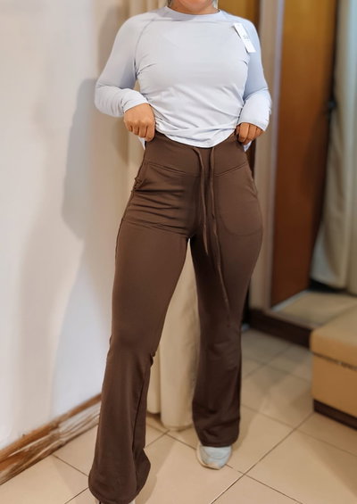 Calza Oxford premium con frisa y bolsillos 
