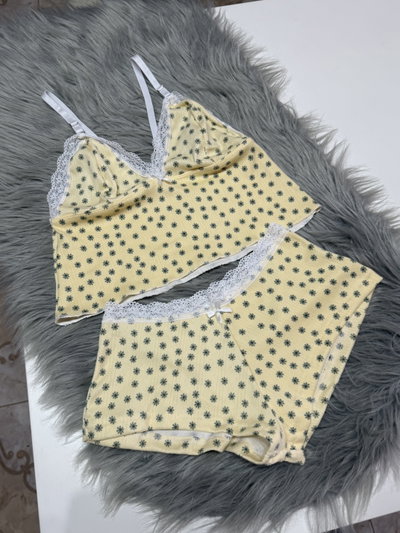 Pijama corto morley Culotte flores amarillas