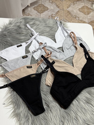 Conjunto de algodón sin armar doble tela.