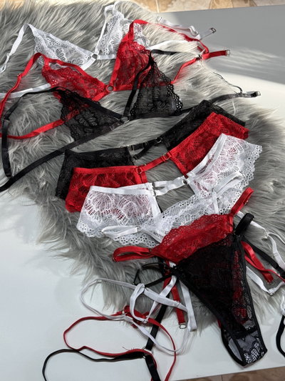 Conjunto erótico encaje 3 piezas ligas