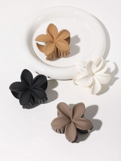 Broche flor hawaiana