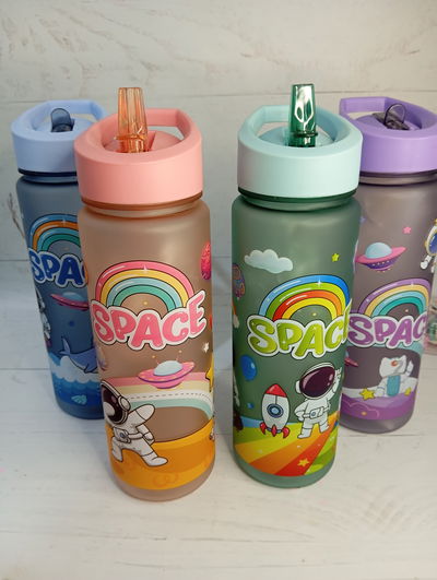 botella infantil estampada