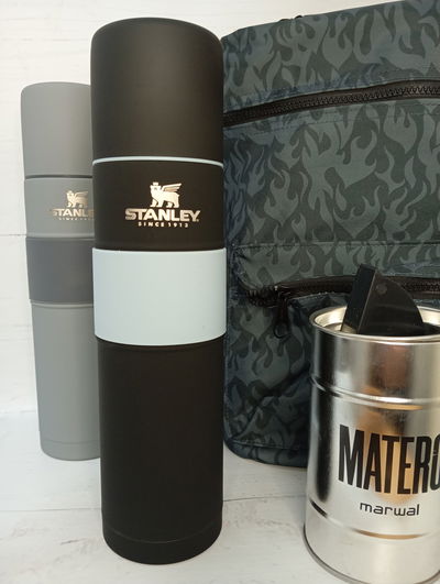 Mate autocebante