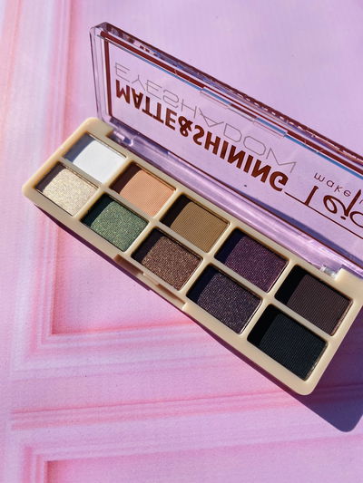 Sombras matte y satinadas 🩷