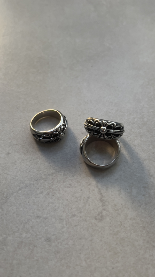 Anillo Chrome Hearts 'Floral'