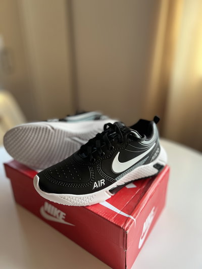 Nike Air negras deportivas IMPORTADAS