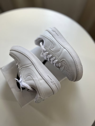 Nike Air Force blancas IMPORTADAS