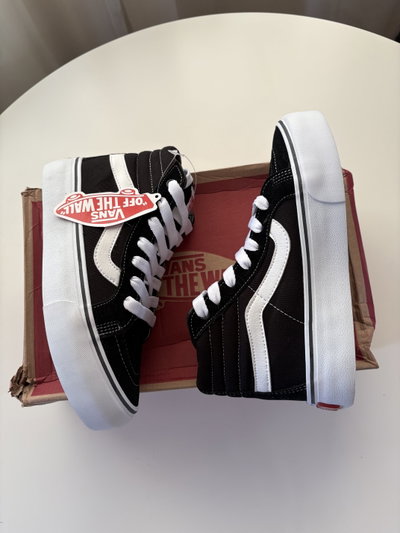Botitas Vans Sk8 clásicas con plataforma IMPORTADAS