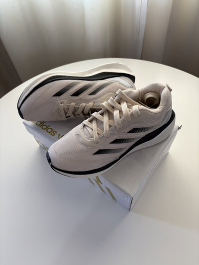 Adidas Adizero beige IMPORTADAS