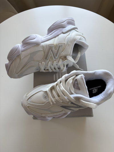New Balance 9060 blancas IMPORTADAS