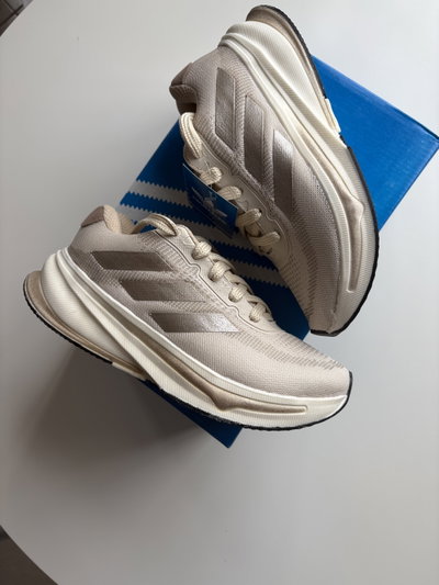 Adidas Supernova doradas IMPORTADAS