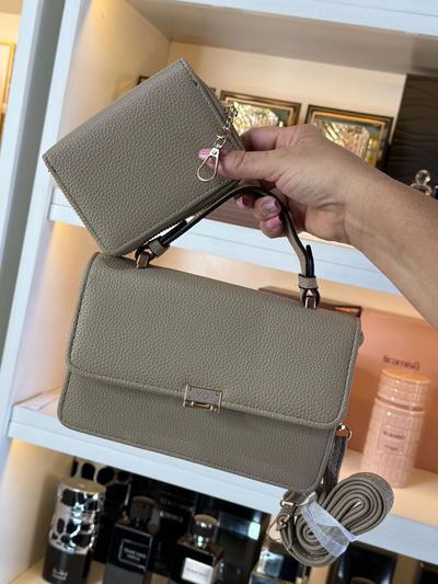 BANDOLERA Y BILLETERA BEIGE 