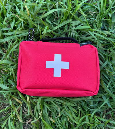 Botiquín sin insumos - Modelo con Solapa Desplegable