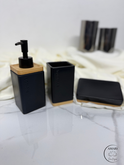 SET DE BAÑO DE CERÁMICA Y BAMBÚ (SET X 3)