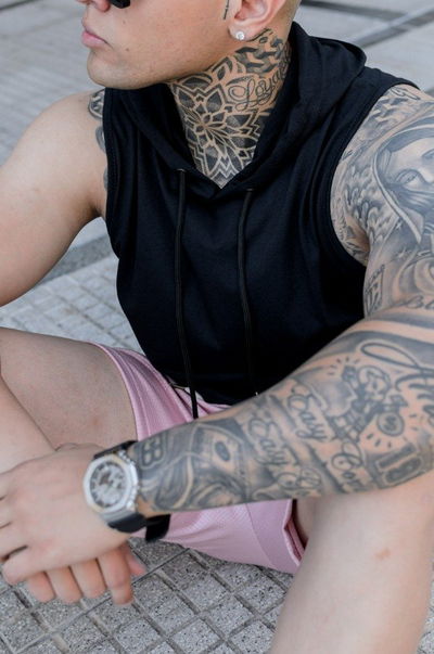 Musculosa Hoodie - Negro