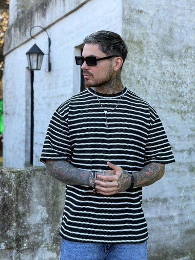 Remera de Crochet Oversize - Negra