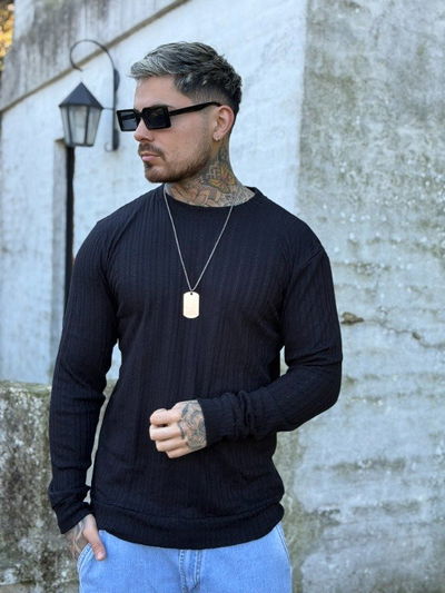 Sweater Fluff - Negro