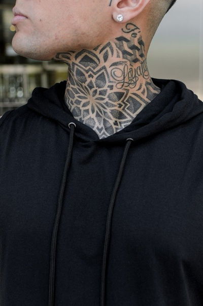 Buzo Brighton Frizado - Negro