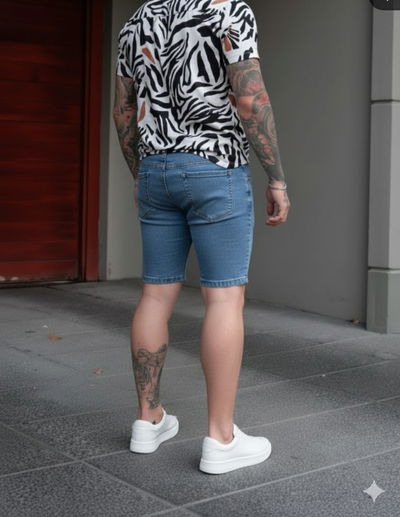 Bermuda elastizada Clásica - Celeste