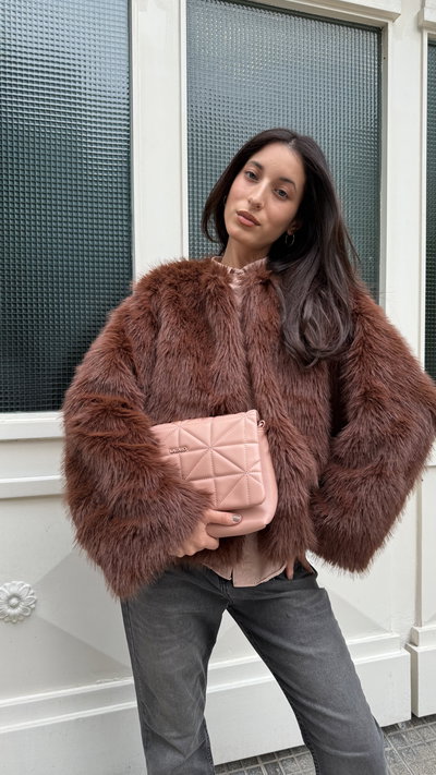 Chaqueta Abrazo chocolate